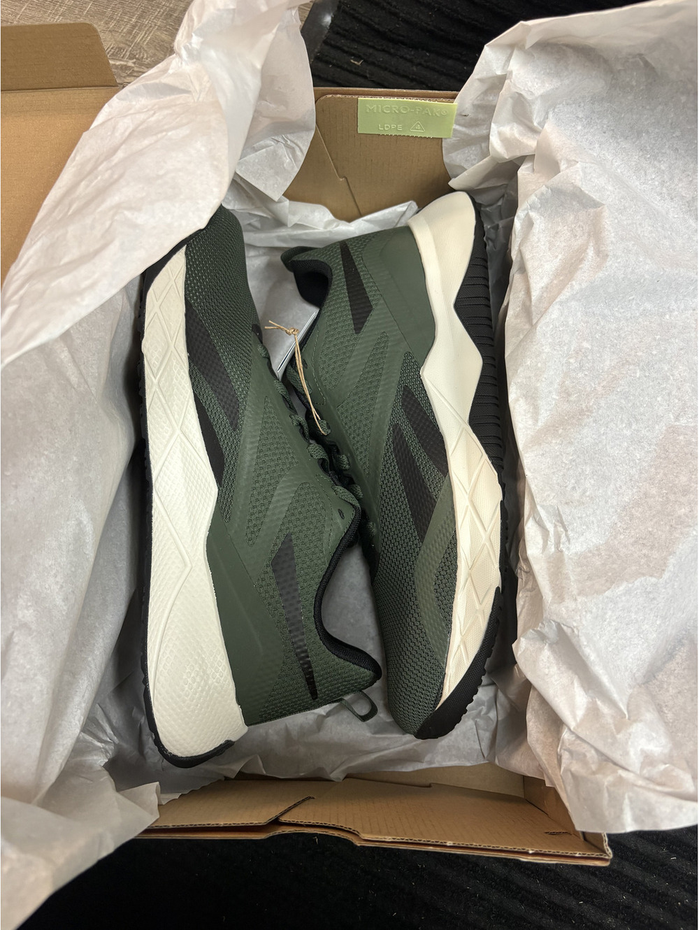 Reebok Mens Running Shoes Green Athletic Sneakers Comfort Cushion Size 10.5
